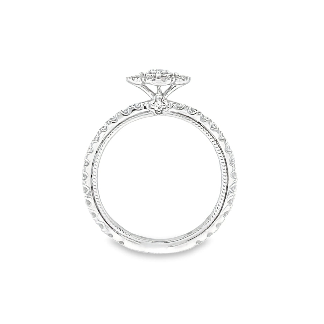 Pretty Diamond Ring