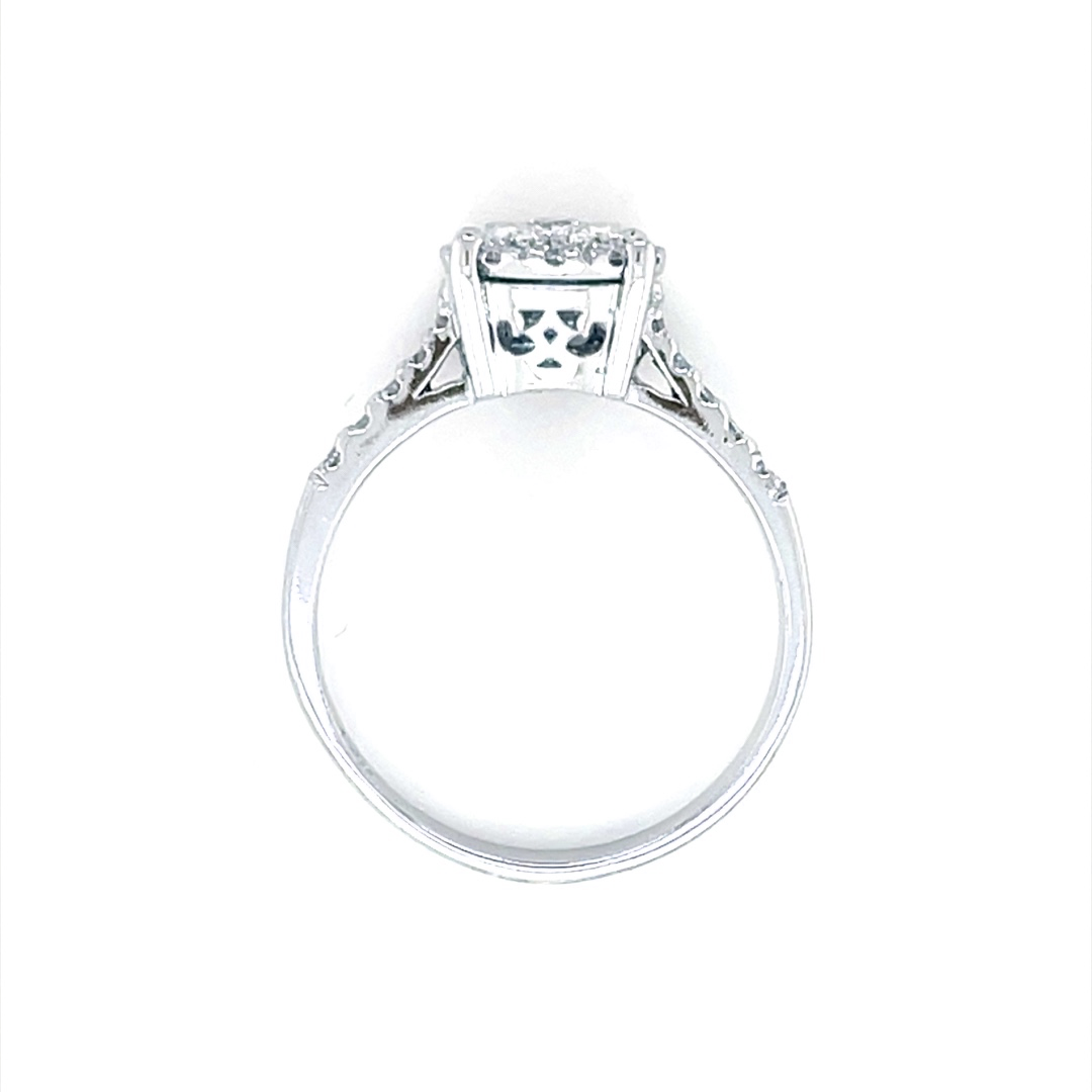 Cluster Halo Diamond Ring