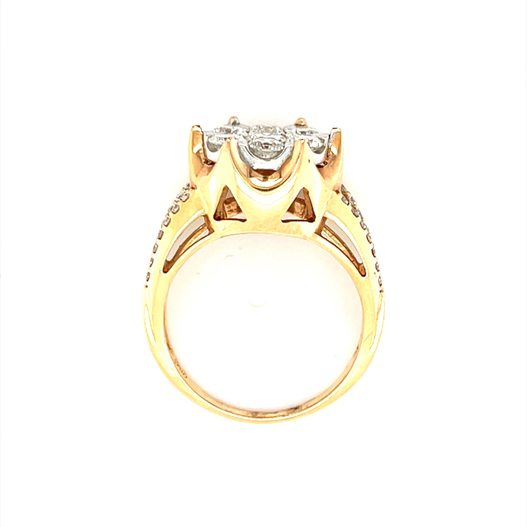 Cluster Diamond Ring